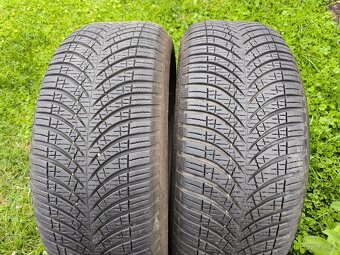 Goodyear 225/55/18 - 2