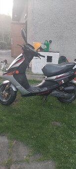 Skůtr Peugeot Speedake 80ccm 2T - 2