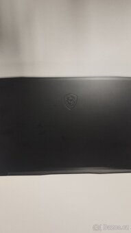 Herní notebook MSI Katana GF76 - 2