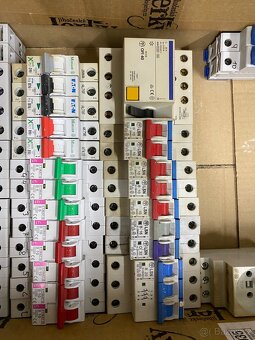 Jističe, chrániče - 2