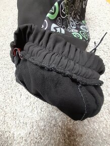 2x softshellové kalhoty zateplené vel.92 - 2