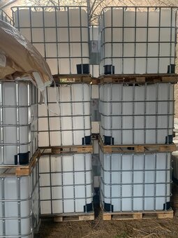 IBC nádrž 1000L - 2