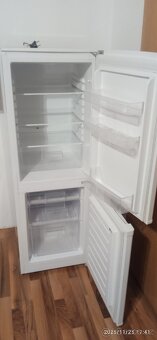 Lednice s mrazničkou dole CANDY - 2