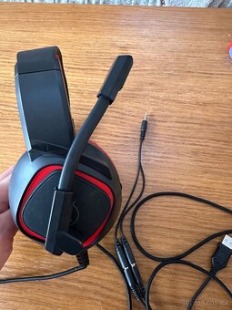 Sluchátka s mikrofonem Niceboy - 2