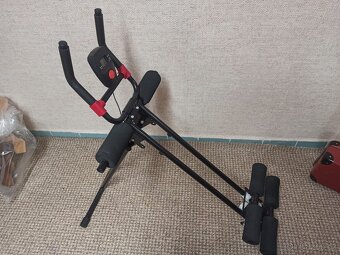 Posilovač břišních svalů - 2