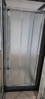 Zástěny ve 2 rozměrech - Sprchový kout,Zástěna značka ROTH - 2