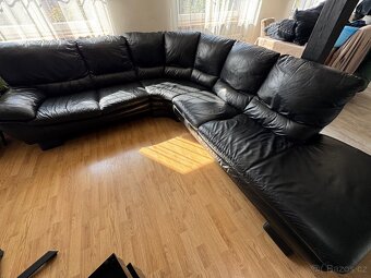 Černý kožený gauč / pohovka - 2