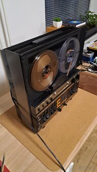 Magnetofon Tesla CM 130 - 2