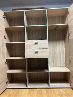 Nábytek do dětského pokoje, skříně, komoda - 2