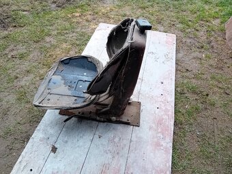 Prodám, sedačku na zetor - 2