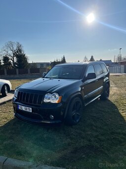 jeep Grand Cherokee SRT 8 - 2