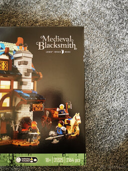 LEGO Ideas 21325 Středověká kovárna - 2