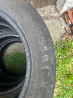 Letní pneu 215/55 R17 - 2