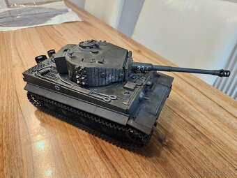 RC tank TIGER I - 2