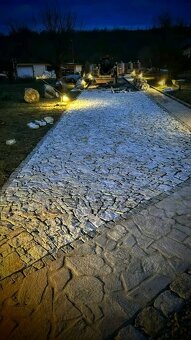 (žulový kámen). - 2