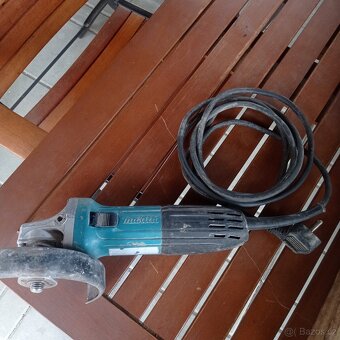 Makita GA5030r - 2