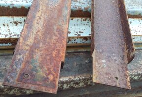 Fe profily Ø2 do U tvaru 25x65x25mm v sadách - 2