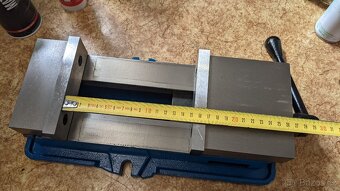 Strojní svěrák čelisti 100mm rozevření 120mm - 2