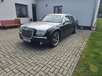 Chrysler 300C 2.7 V6 LPG - 2