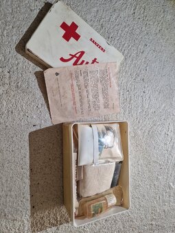 Lékárnička sanitas - 2