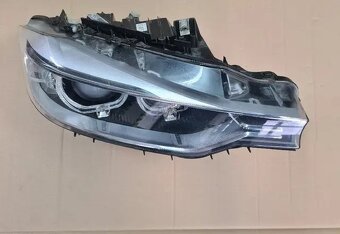 Pravý přední Bi xenon BMW 3 F30 , F31 - 2