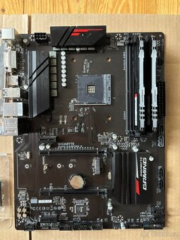 Gigabyte B450 Gaming X, AMD ryzen 5 3600 - 2