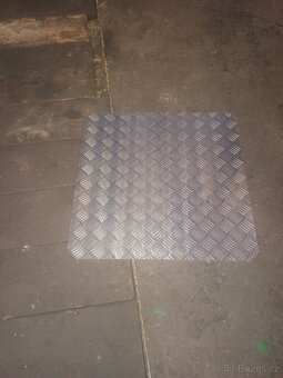 Protiskluzový ALU plech - 2