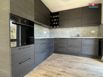Prodej rodinného domu, 310 m², Ostrava, ul. Martinovská - 2
