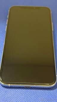 iPhone 11 Pro 256GB Silver, krásný stav - 2