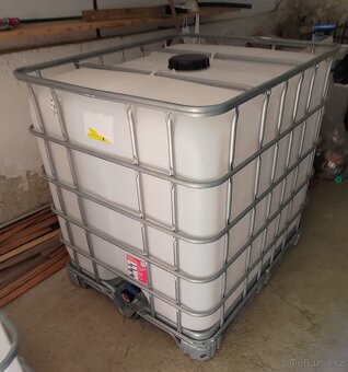 Prodám IBC kontejner - 2
