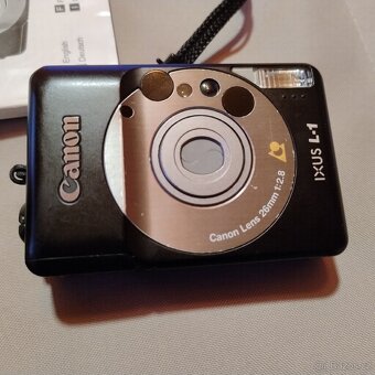 CANON Ixus L-1 + film Fujifilm Nexia - 2