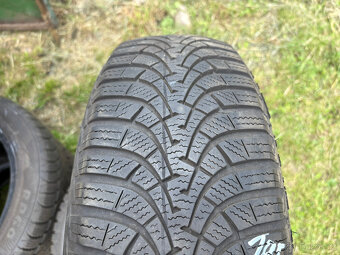 4ks zimní pneu Goodyear 195/65/15 - 2