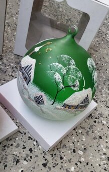 Skleněné vánoční koule 13-14 cm průměr. Cena za kus. - 2