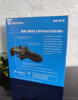 Ovladač DualShock PS4, nový - 2