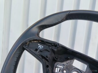 Originální kožený volant TOP STAV Škoda Octavia 3 Superb 3 - 2