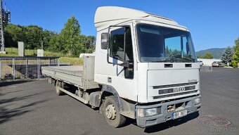 7.5t Iveco 6.5m spaní nové pneu, bočnice valník Eurocargo - 2