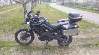 Triumph Tiger 800 XC, r.v.2011 - 2