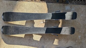 Dětské lyže a lyžáky - 2