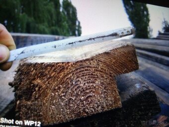 modřinove trámky, fošny,latě,desky,dřevěny rošt,plot,bouda - 2