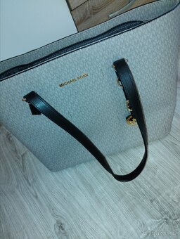 Stylová nová kabelka - 2