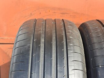 Letní Goodyear 215/55/17 - 2