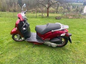 Kymco People 250 - 2