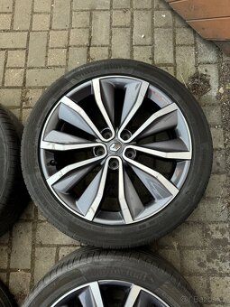 ORIGINÁL Alu Renault EGEUS R19, 5x114.3 - LETNÍ PNEU, TPMS - 2