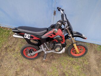 Dětská mini motorka. - 2