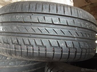 PNEU 225/55/16 a 215/45/16 , 2/4 ks. R16 letní pneu. - 2