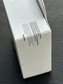 Nový chytrý náramek Samsung Galaxy FIT 3 SM-R390 černý - 2