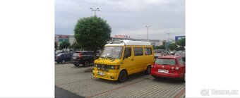 Mercedes-Benz - 2
