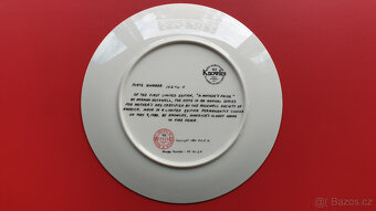 Porcelánový talíř Norman Rockwell KNOWLES,Den matek 1980 USA - 2