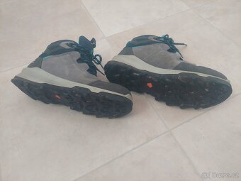 Kotníkové trekové boty 38 Quechua - 2