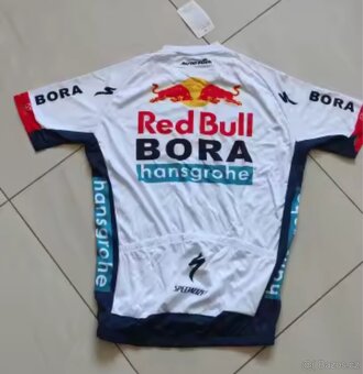 Cyklodres redbull - 2